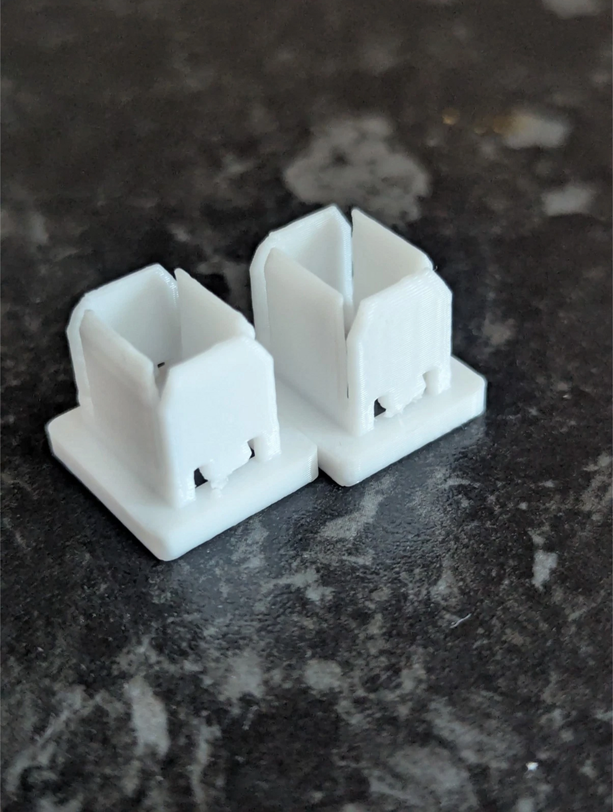 EP91 indicator Chassis Clip PAIR